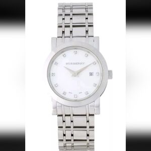 Burberry Heritage Watch Good Condition Luxury Womens Stainless Steel Designer
